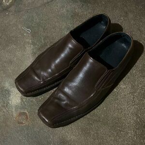 MENS KENNETH COLE "RING N RUN" BROWN LEATHER SLIP ON SHOES SIZE 9.5 LOAFERS